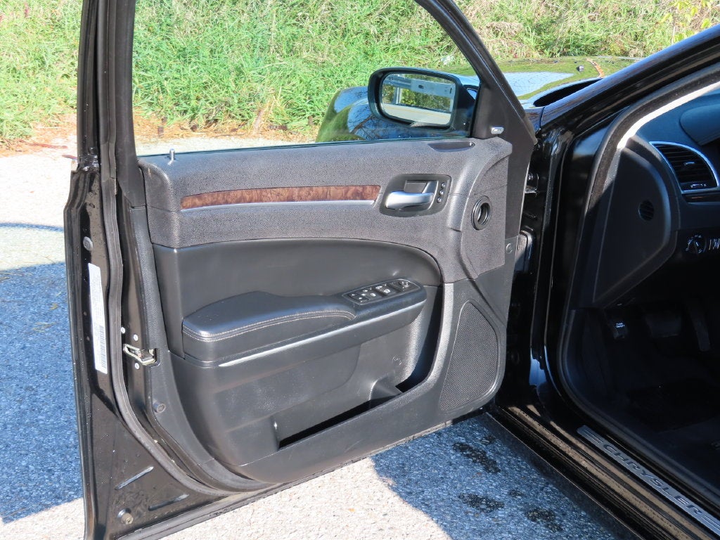 2015 Chrysler 300 300C