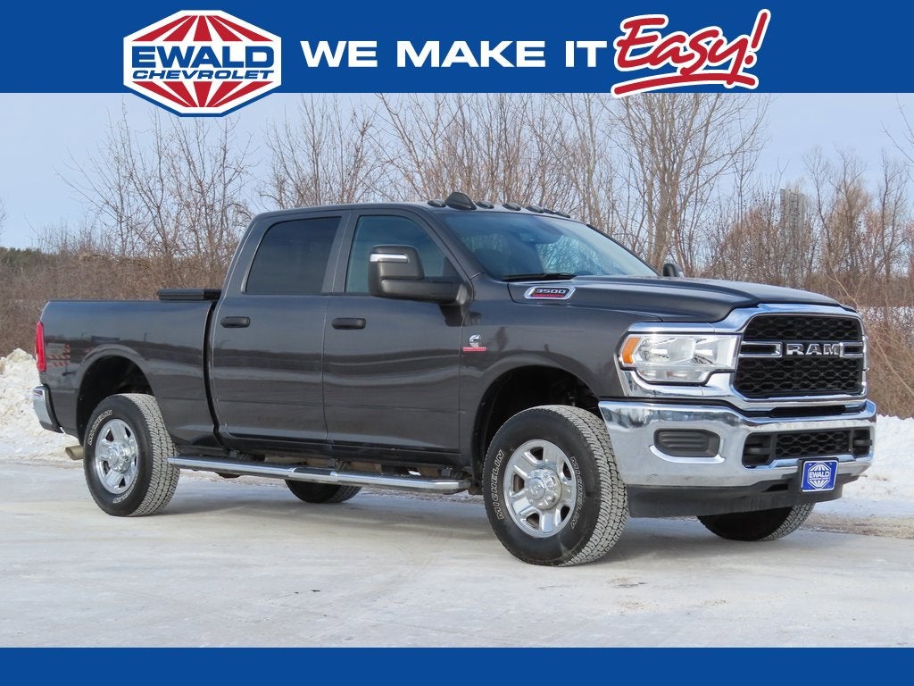 2024 RAM 3500 Tradesman Crew Cab 4x4 6'4" Box