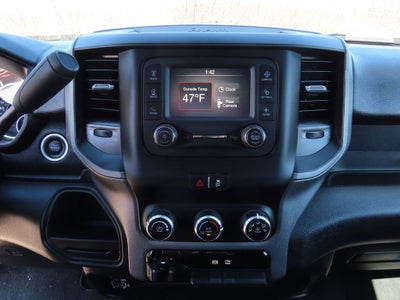 2024 RAM 3500 Tradesman Crew Cab 4x4 6'4" Box