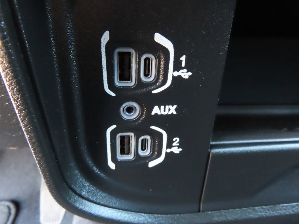2024 RAM 3500 Tradesman Crew Cab 4x4 6'4" Box