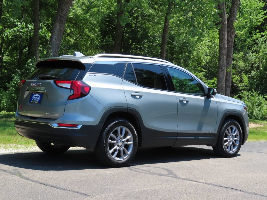 2024 GMC Terrain SLT