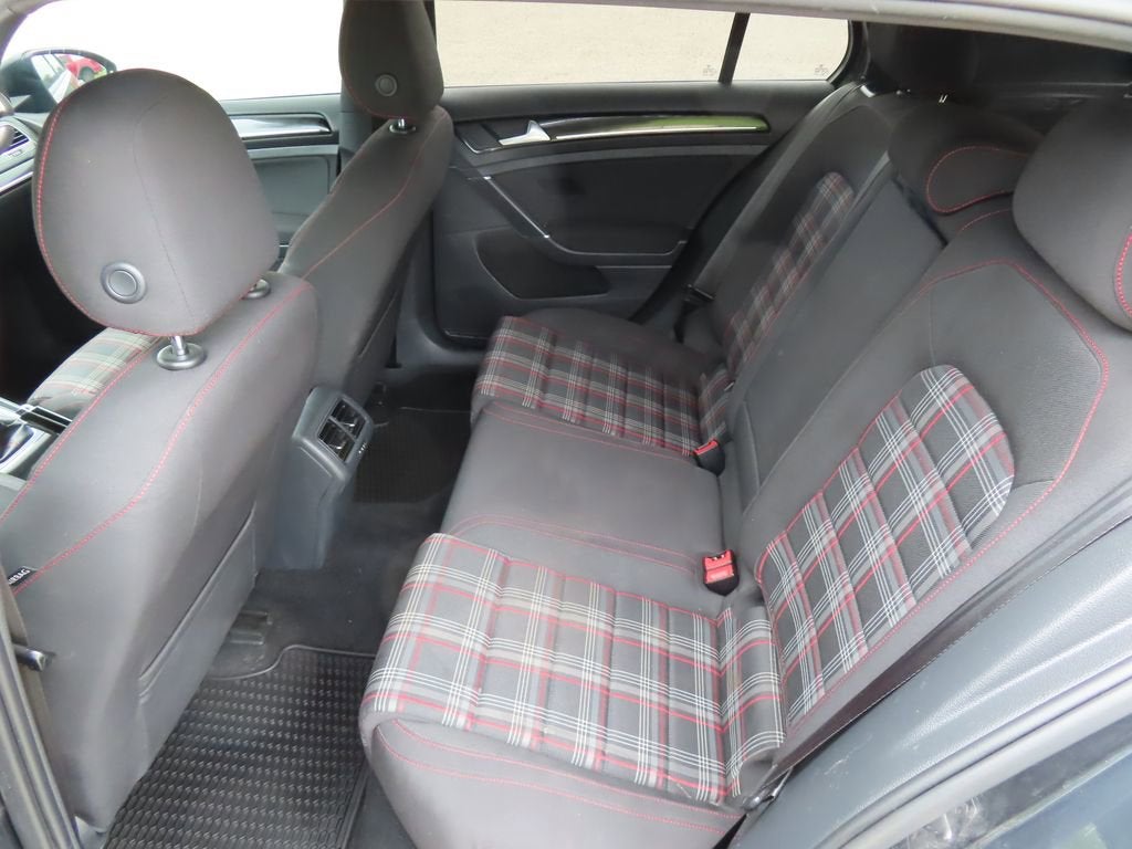 2015 Volkswagen Golf GTI 2.0T S 4-Door