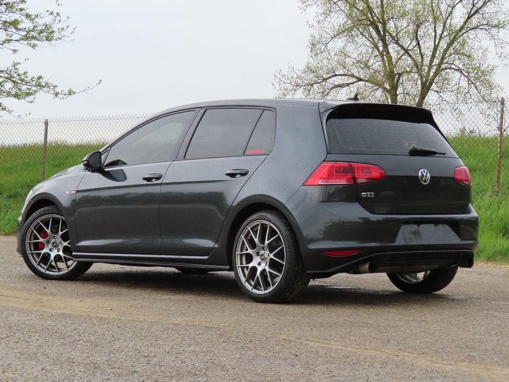 2015 Volkswagen Golf GTI 2.0T S 4-Door