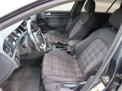 2015 Volkswagen Golf GTI 2.0T S 4-Door