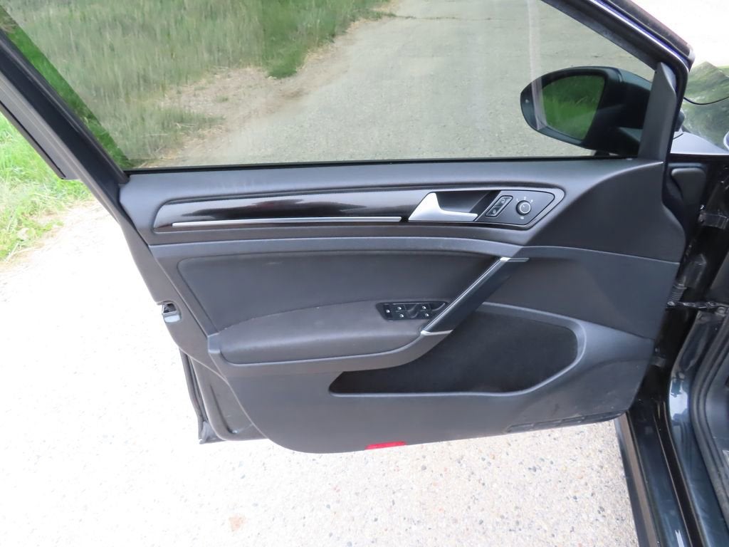 2015 Volkswagen Golf GTI 2.0T S 4-Door