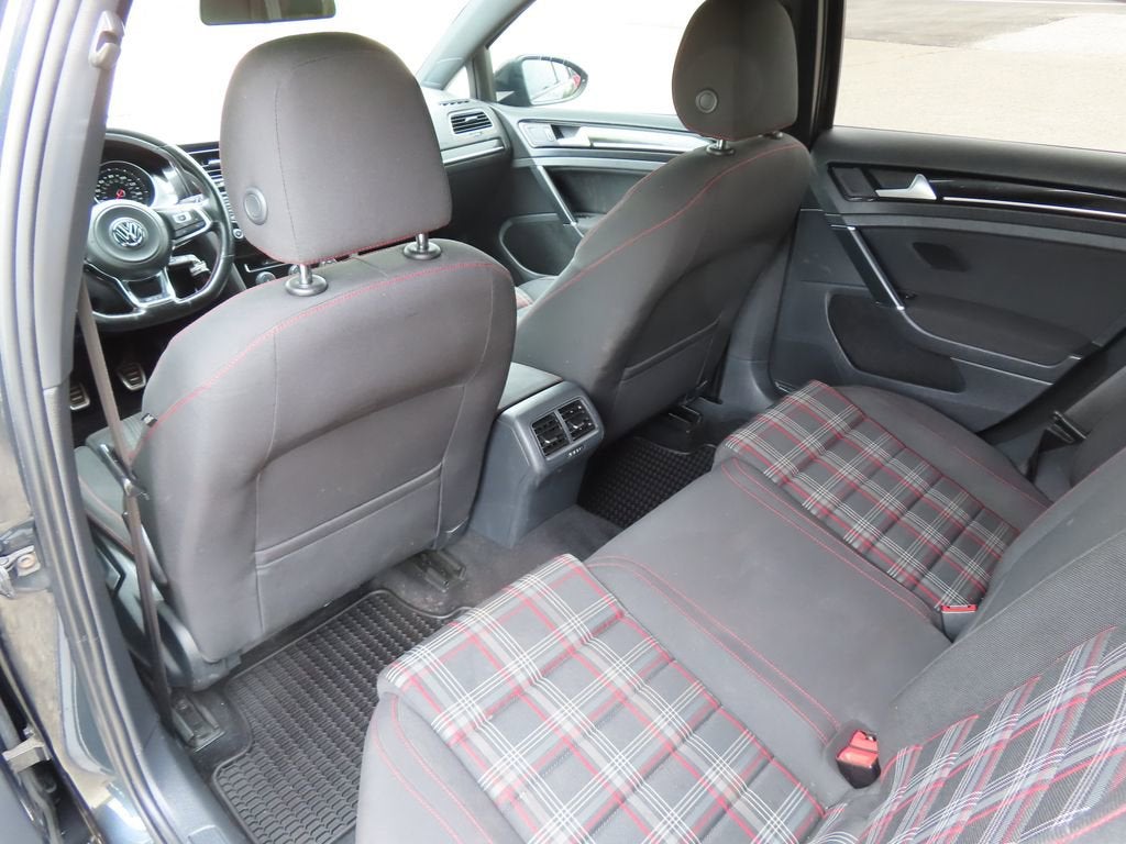 2015 Volkswagen Golf GTI 2.0T S 4-Door
