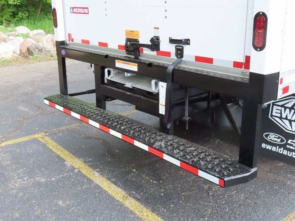 2024 Chevrolet Low Cab Forward 4500 NA