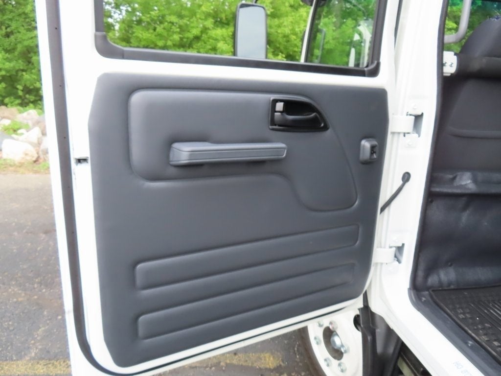 2024 Chevrolet Low Cab Forward 4500 NA