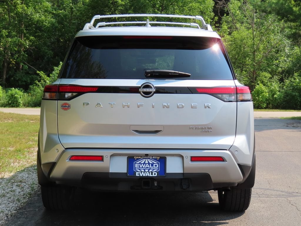 2024 Nissan Pathfinder Platinum 4WD