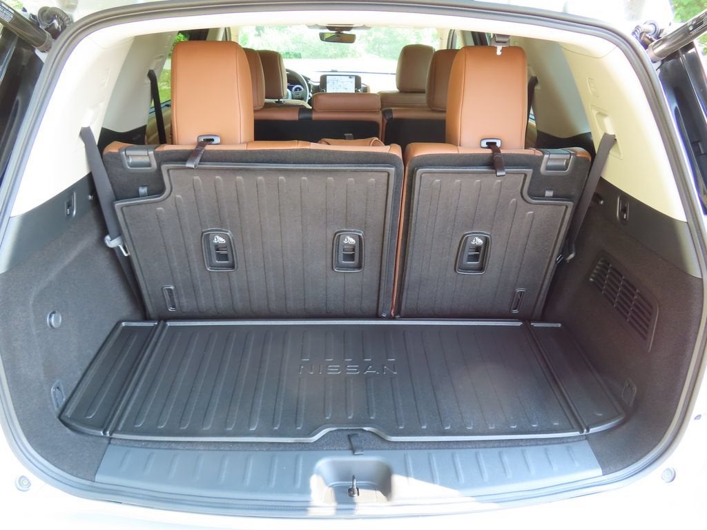 2024 Nissan Pathfinder Platinum 4WD