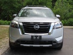 2024 Nissan Pathfinder Platinum 4WD
