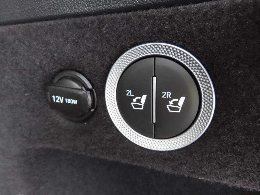 2025 Genesis GV80 2.5T Standard AWD