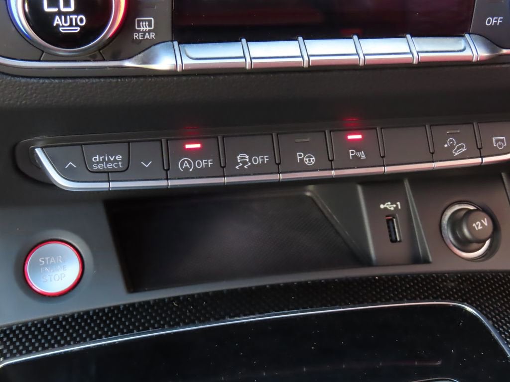 2022 Audi SQ5 Prestige TFSI quattro Tiptronic