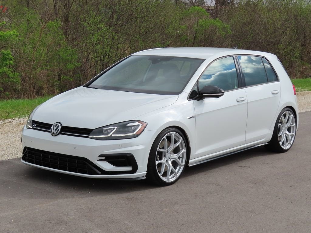 2018 Volkswagen Golf R 2.0T w/DCC & Navigation