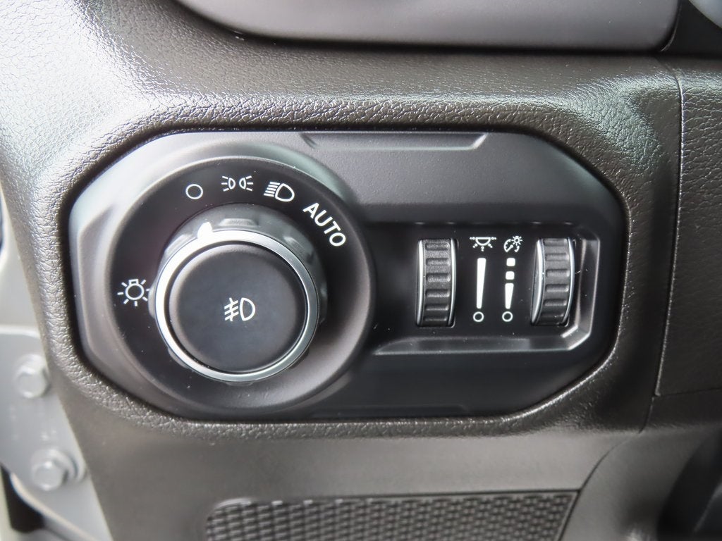 2022 Jeep Wrangler Willys 4x4