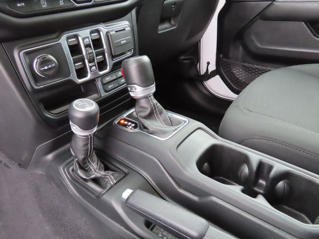 2021 Jeep Wrangler Sahara 4x4