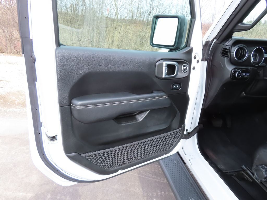 2020 Jeep Wrangler Sahara 4x4