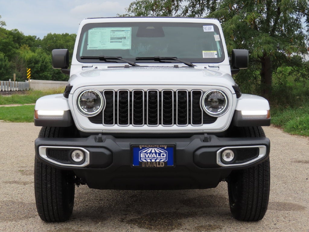 2027 Jeep Wrangler WRANGLER 4-DOOR SAHARA