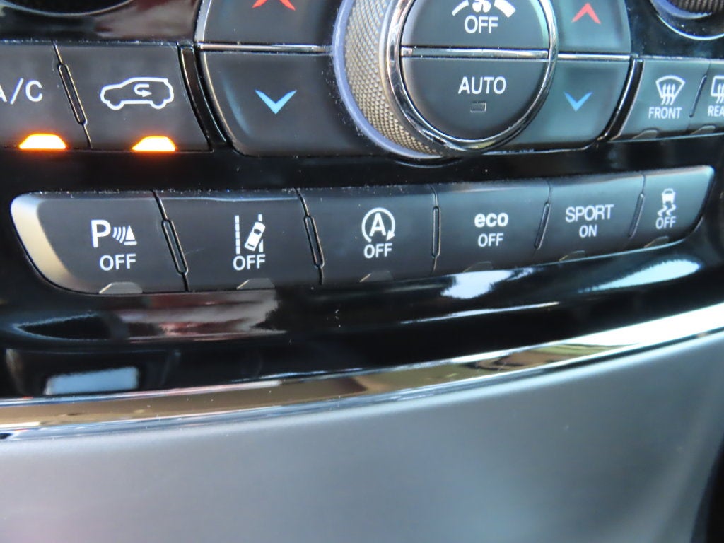 2021 Jeep Grand Cherokee Laredo X 4x4