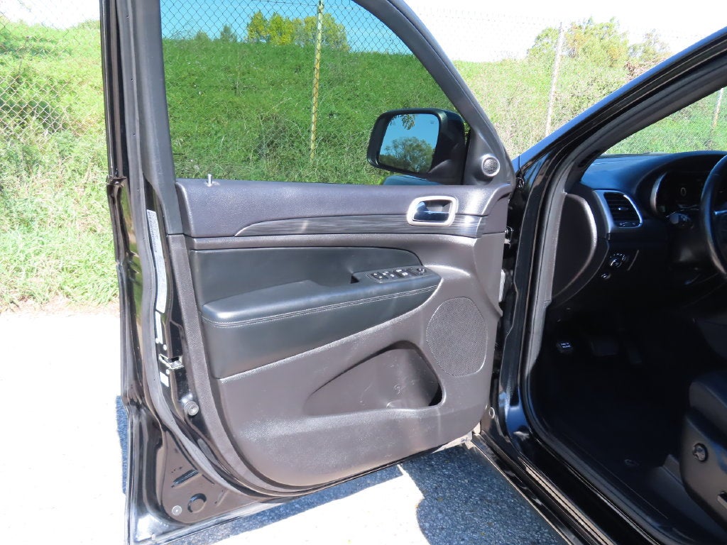 2021 Jeep Grand Cherokee Laredo X 4x4