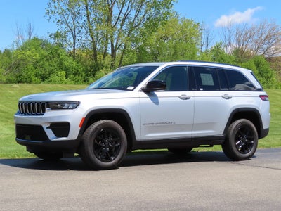 2024 Jeep Grand Cherokee Laredo X 4x4