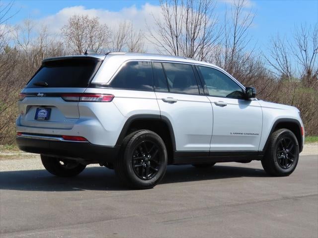 2024 Jeep Grand Cherokee Laredo X 4x4