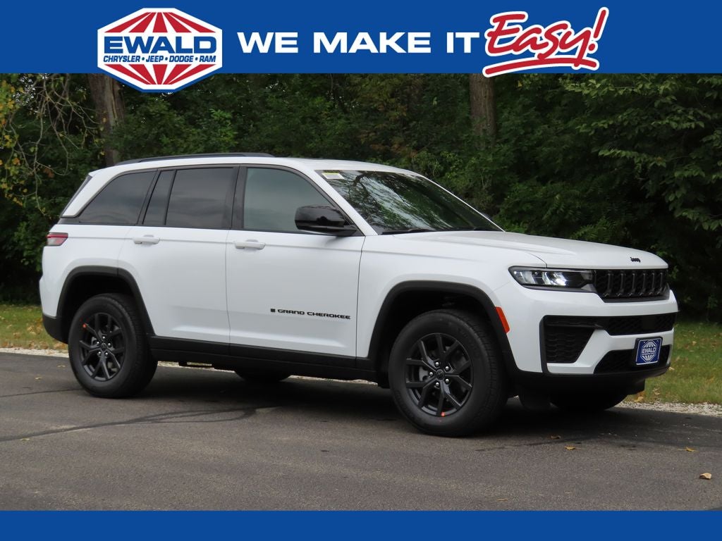 2027 Jeep Grand Cherokee Laredo Altitude