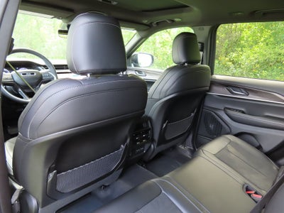 2027 Jeep Grand Cherokee GRAND CHEROKEE LAREDO ALTITUDE 4X4