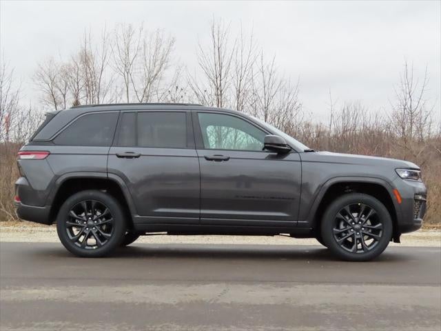 2026 Jeep Grand Cherokee GRAND CHEROKEE LIMITED RESERVE 4X4