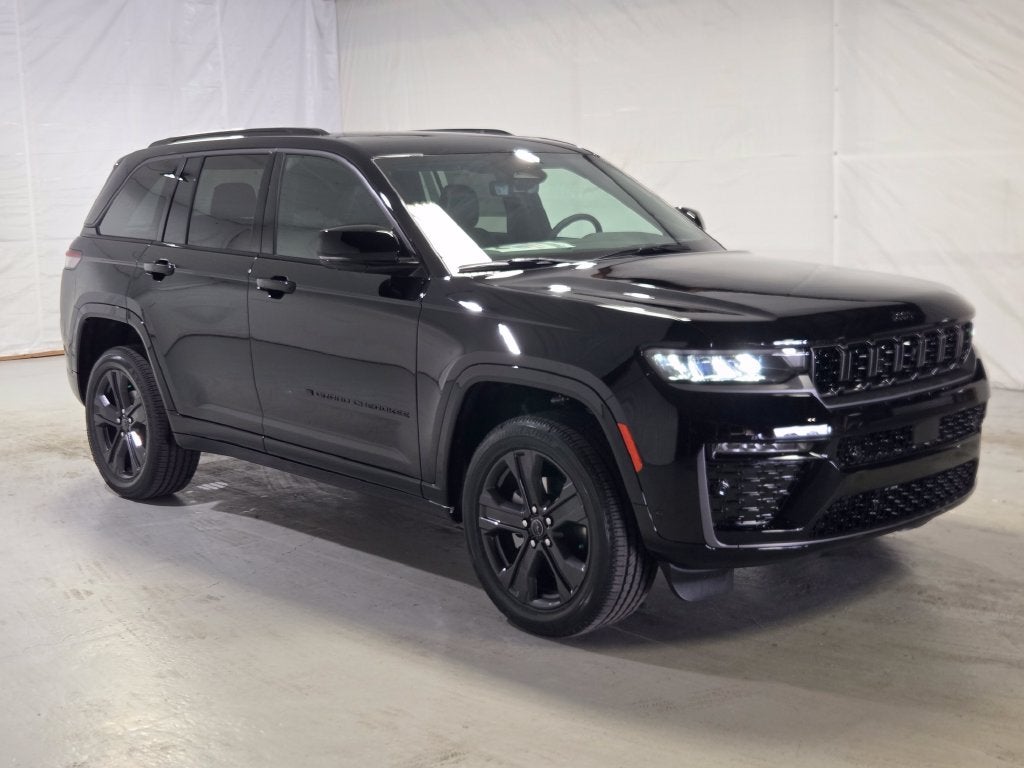 2027 Jeep Grand Cherokee GRAND CHEROKEE LIMITED RESERVE 4X4