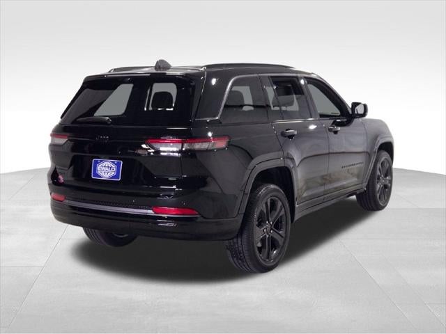 2027 Jeep Grand Cherokee GRAND CHEROKEE LIMITED RESERVE 4X4