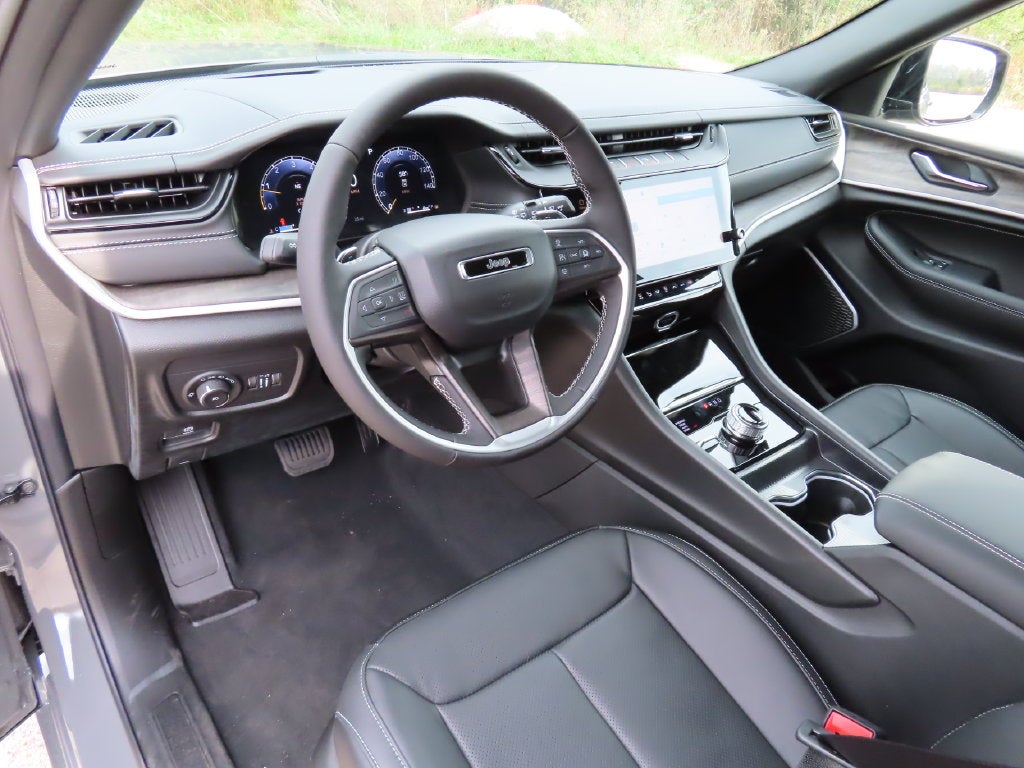 2027 Jeep Grand Cherokee GRAND CHEROKEE LIMITED RESERVE 4X4