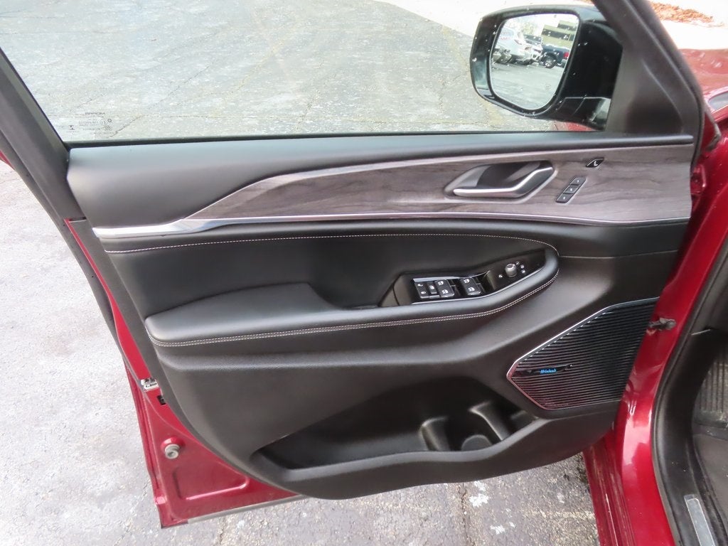 2022 Jeep Grand Cherokee Overland 4x4