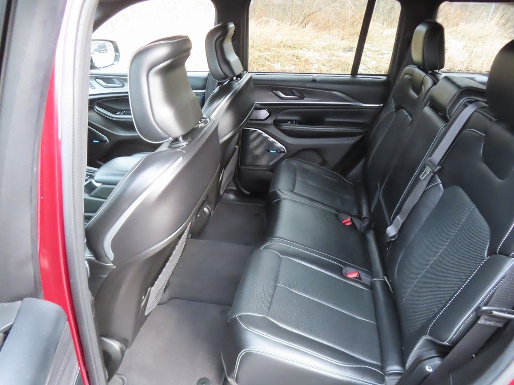 2022 Jeep Grand Cherokee Overland 4x4