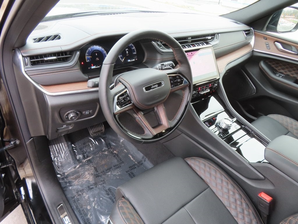 2025 Jeep Grand Cherokee GRAND CHEROKEE SUMMIT 4X4