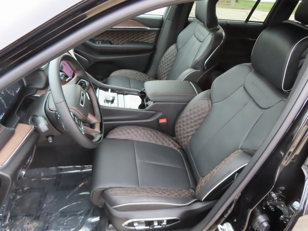 2025 Jeep Grand Cherokee GRAND CHEROKEE SUMMIT 4X4