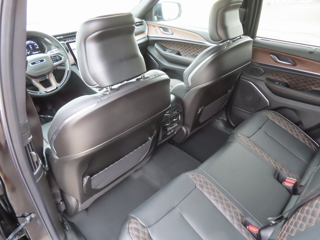 2025 Jeep Grand Cherokee GRAND CHEROKEE SUMMIT 4X4