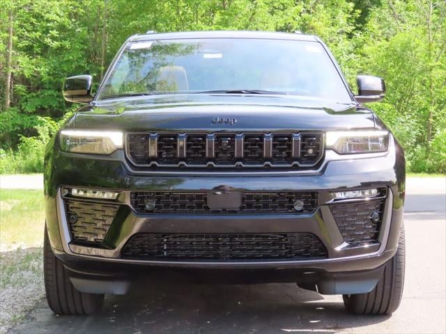 2026 Jeep Grand Cherokee GRAND CHEROKEE SUMMIT 4X4