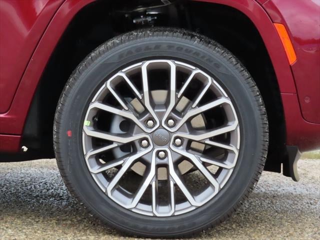 2026 Jeep Grand Cherokee GRAND CHEROKEE SUMMIT 4X4