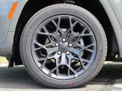 2027 Jeep Grand Cherokee GRAND CHEROKEE SUMMIT 4X4