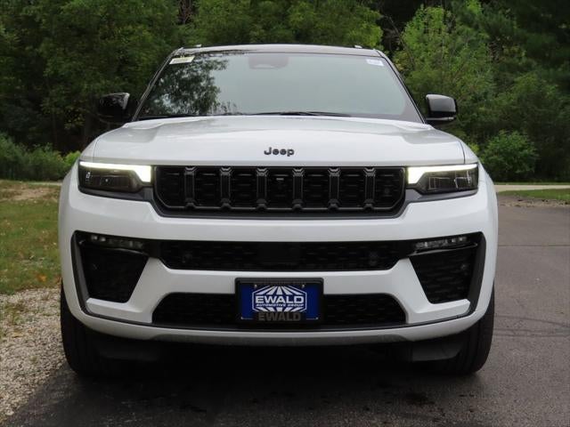 2027 Jeep Grand Cherokee GRAND CHEROKEE SUMMIT 4X4