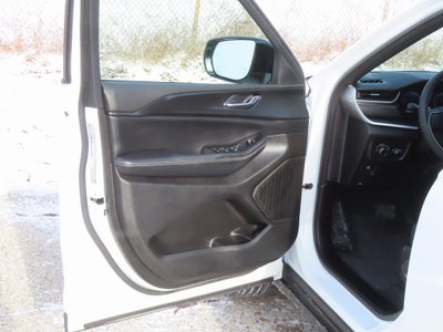 2025 Jeep Grand Cherokee L Altitude X 4x4