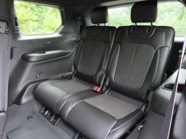 2027 Jeep Grand Cherokee L GRAND CHEROKEE L LAREDO ALTITUDE 4X4