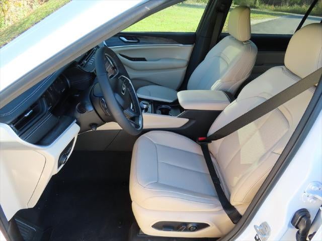2027 Jeep Grand Cherokee L GRAND CHEROKEE L LIMITED 4X4