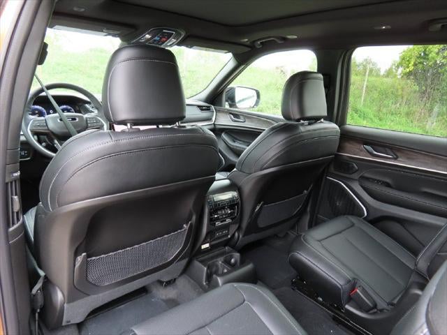 2027 Jeep Grand Cherokee L GRAND CHEROKEE L LIMITED RESERVE 4X4