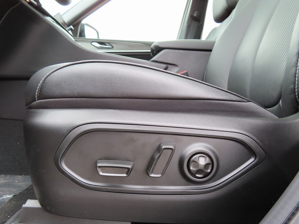 2026 Jeep Grand Cherokee L GRAND CHEROKEE L LIMITED RESERVE 4X4