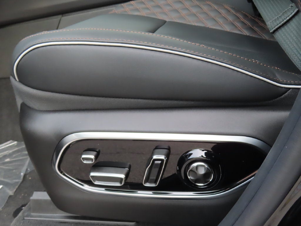2027 Jeep Grand Cherokee L GRAND CHEROKEE L SUMMIT 4X4