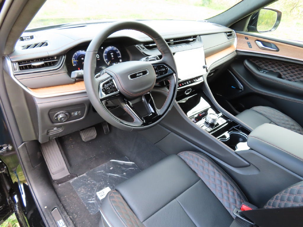 2027 Jeep Grand Cherokee L GRAND CHEROKEE L SUMMIT 4X4