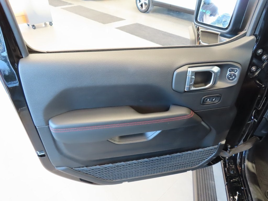 2025 Jeep Wrangler 4-Door Recon 4x4