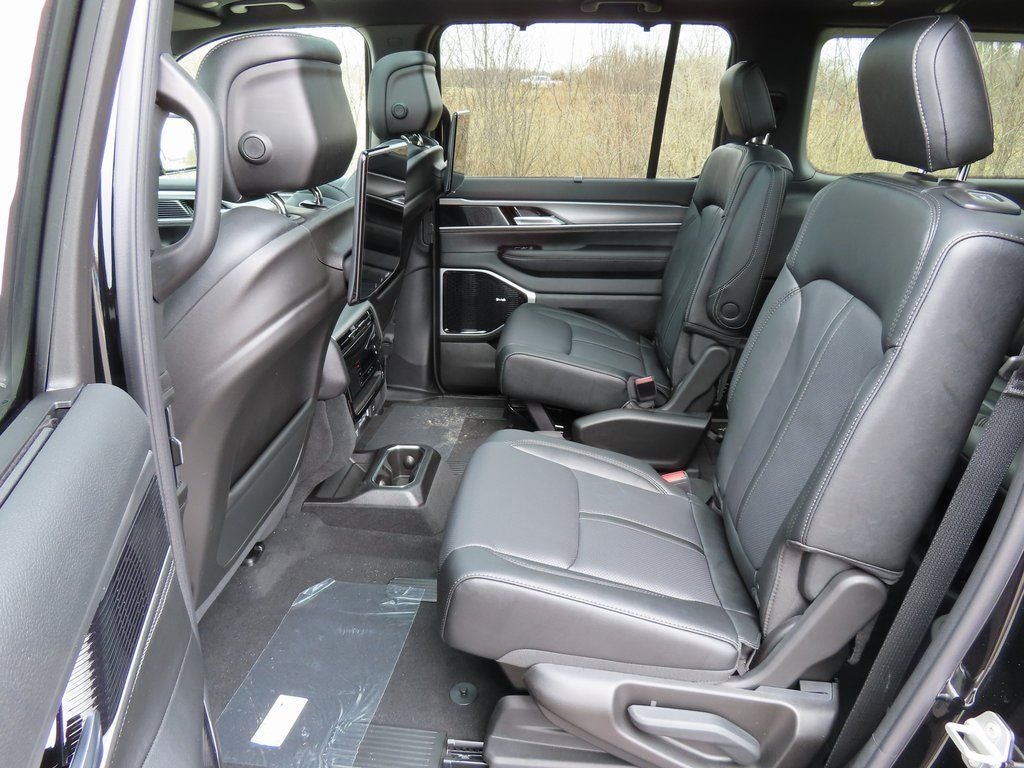 2026 Jeep Grand Wagoneer L GRAND WAGONEER L LIMITED RESERVE 4X4